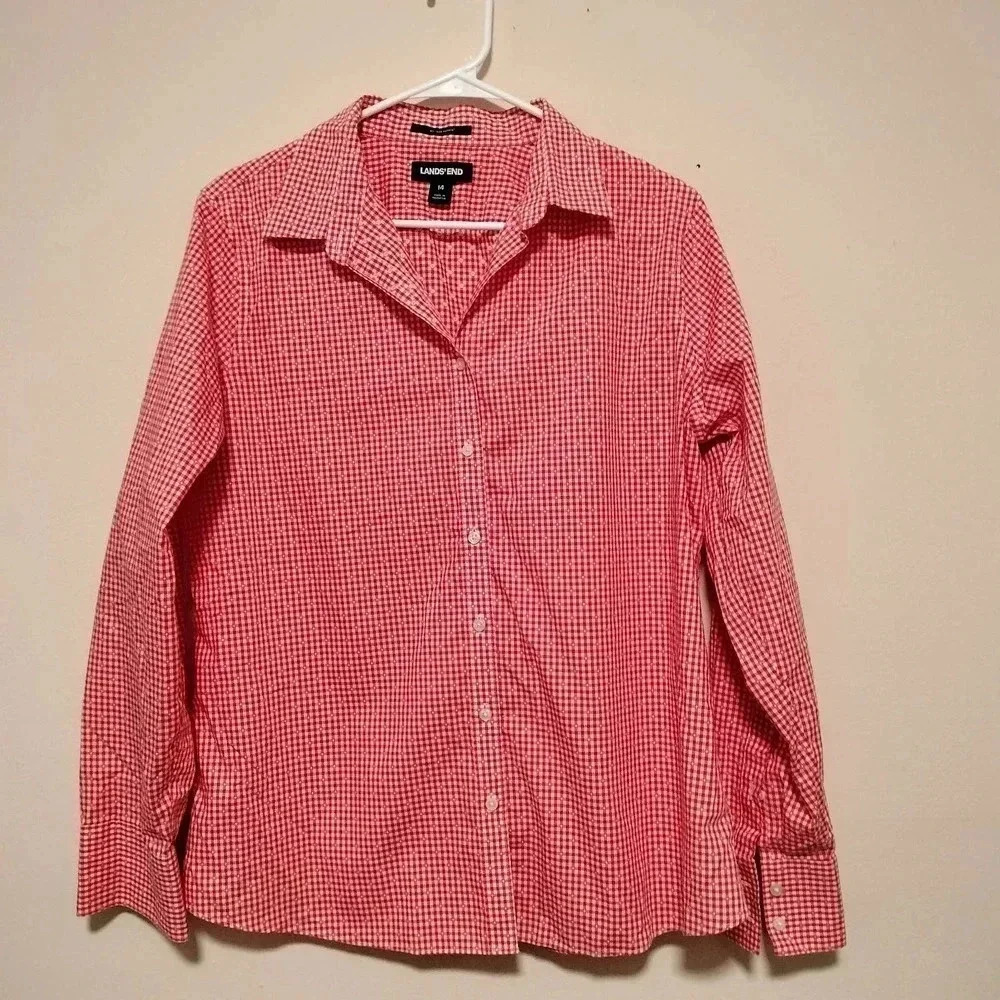 Lands' End Size 14 Red and White Checks Quilted texture Button Up Top